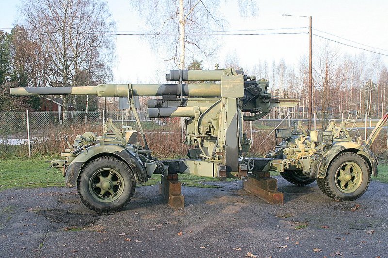 1379054616_88-cm-flugabwehrkanone_37.8.8