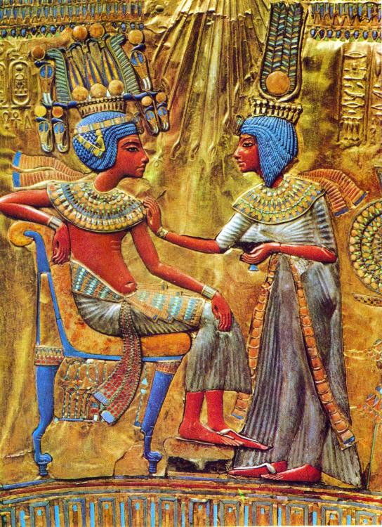 Tutankhamun_and_his_wife_B__C__1330.thum