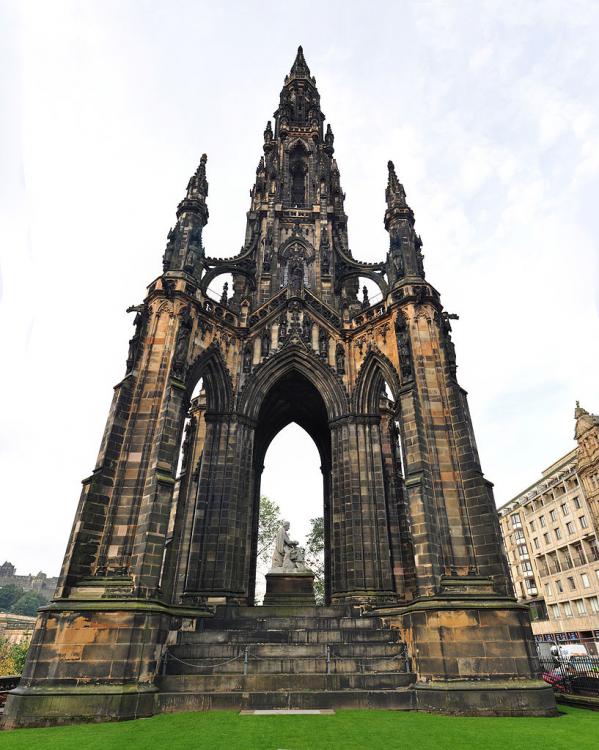 scott monument edinburgh (3).jpg