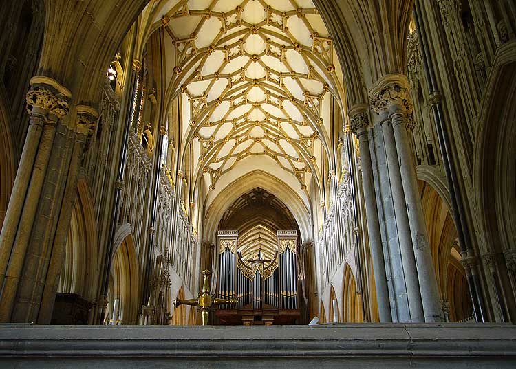 Wells Cathedral (7).jpg