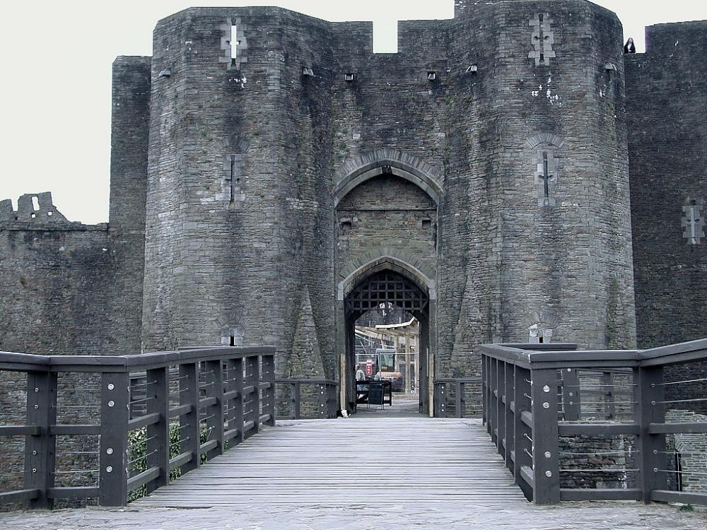 Caerphilly castle (5).jpg