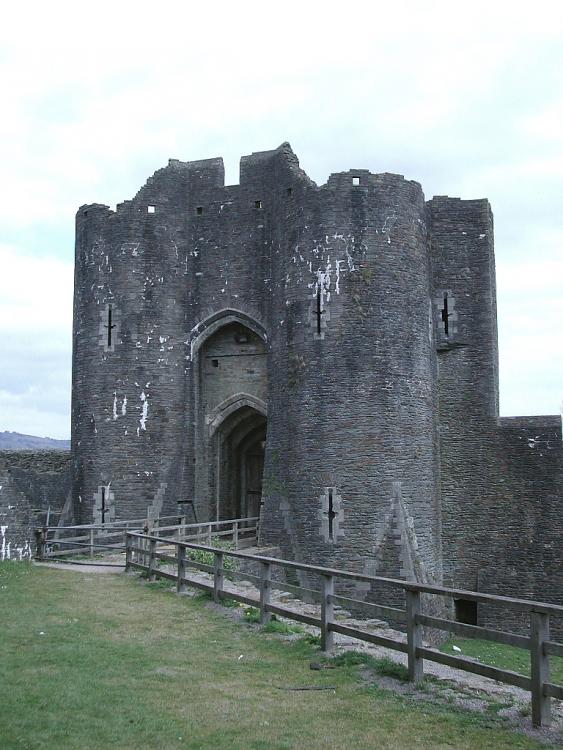 Caerphilly castle (6).jpg