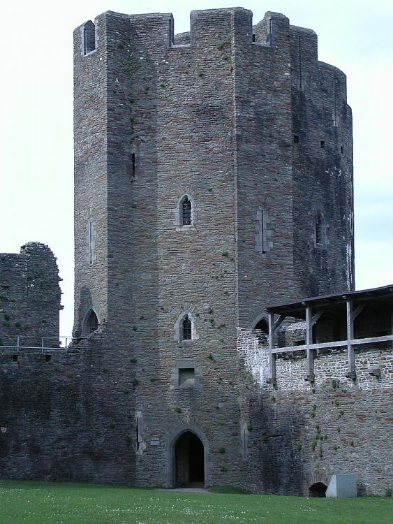 Caerphilly castle (8).jpg
