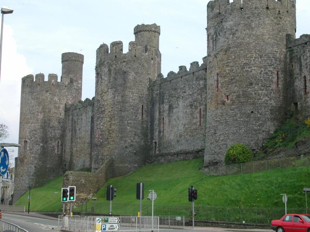 Conwy Castle (2).jpg