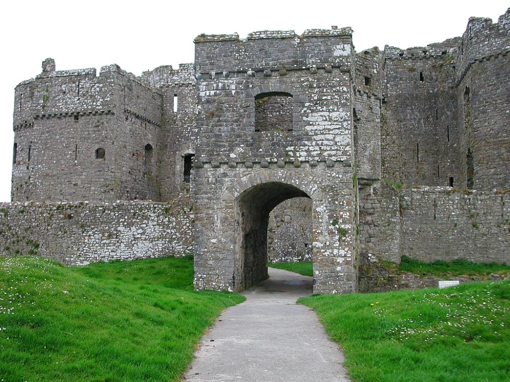 Carew Castle (5).jpg