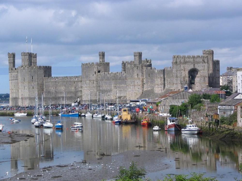 Caernarfon Castle (7).jpg