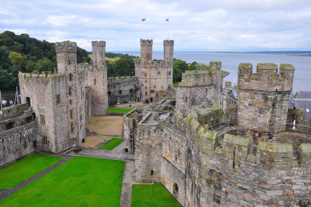 Caernarfon Castle (2).jpg