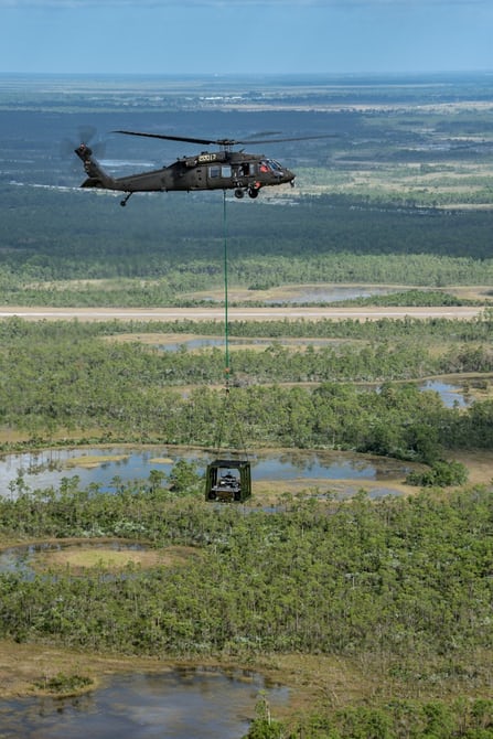 11black-hawk-land-The demonstration follows another recent exercise involving a K-MAX unmanned helicopter and unmanned ground vehicle.jpg