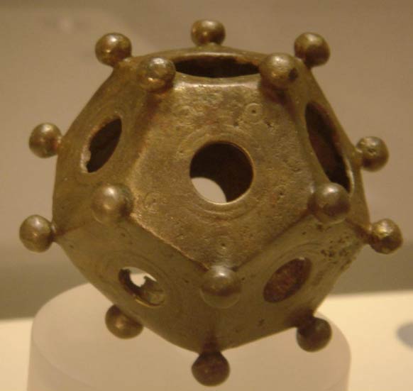 Roman-dodecahedron-found-in-Bonn.jpg.1b10faa819ac76759ff9500bd534ad09.jpg