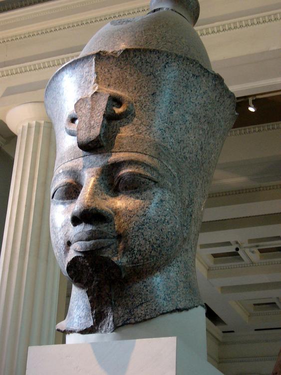 Amenhotep_iii_british_museum.thumb.jpg.06070bbbd5f3cfefe0c33a59b9348ecf.jpg