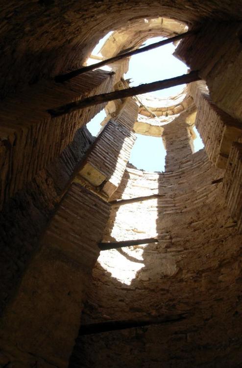 Jam_afghan_architecture_inside_structure.thumb.jpg.87d845e4ad4776c88ef5c45442fcf95f.jpg